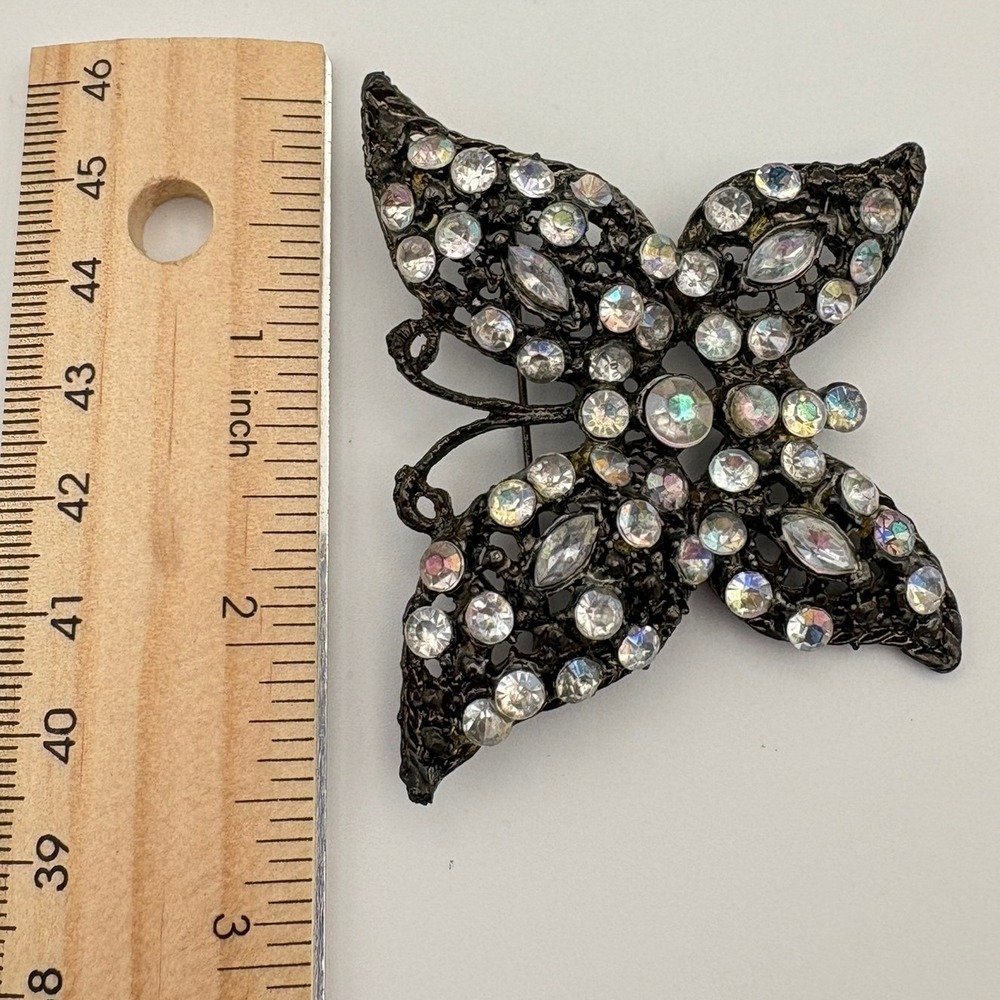 Vintage Aurora Borealis Rhinestone Butterfly Brooch Pin Japanned Black Metal - Picture 7 of 7